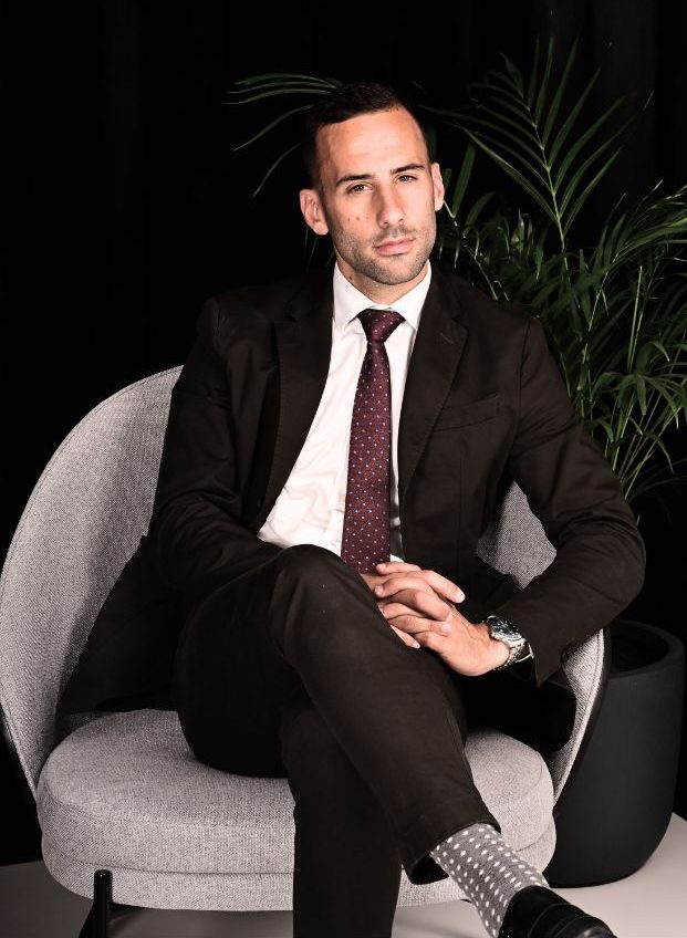 Dr. Sergi Arranz — Smile Studio Barcelona